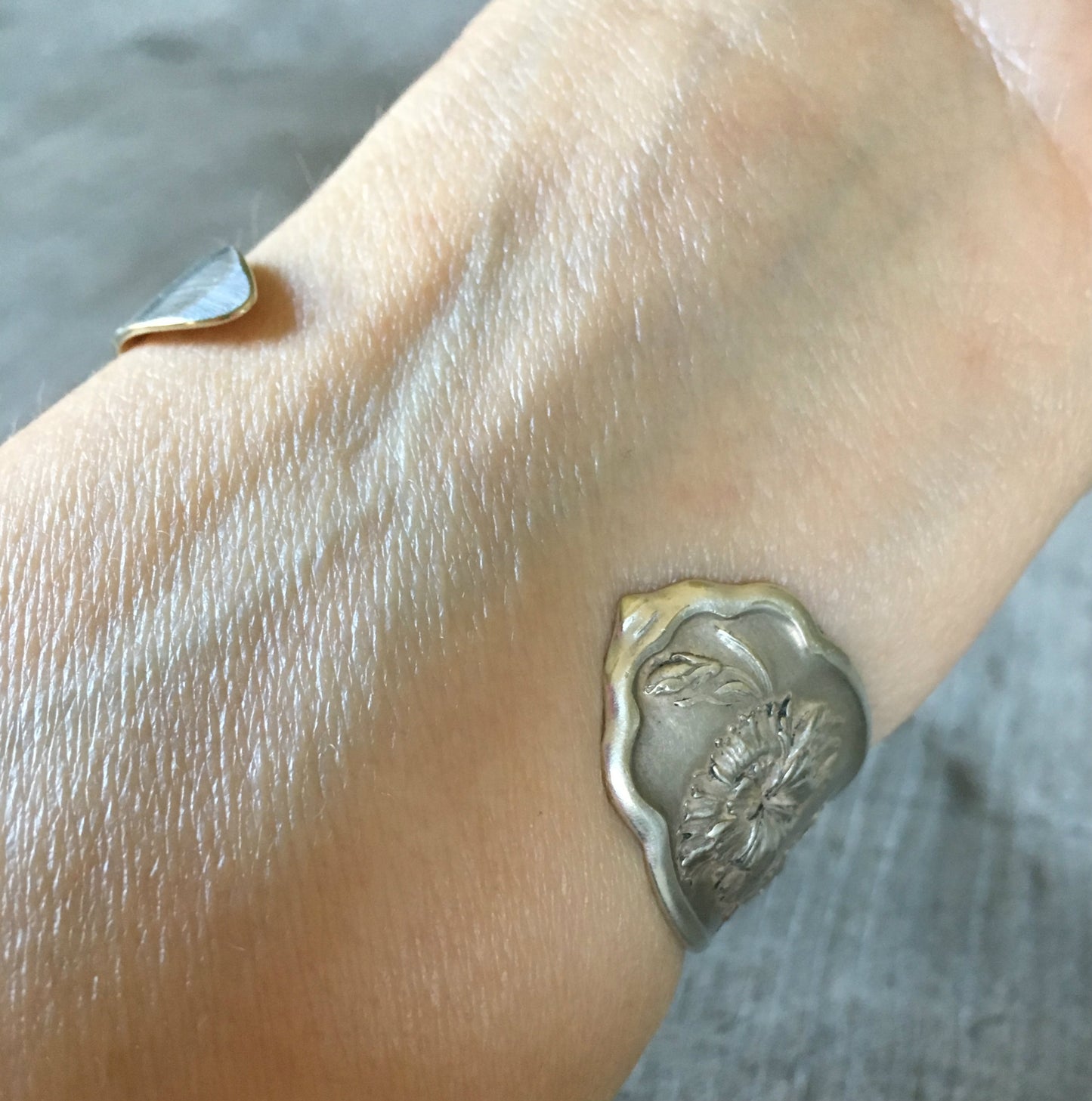 Spoon Cuff Bracelet - CARNATION - #4036