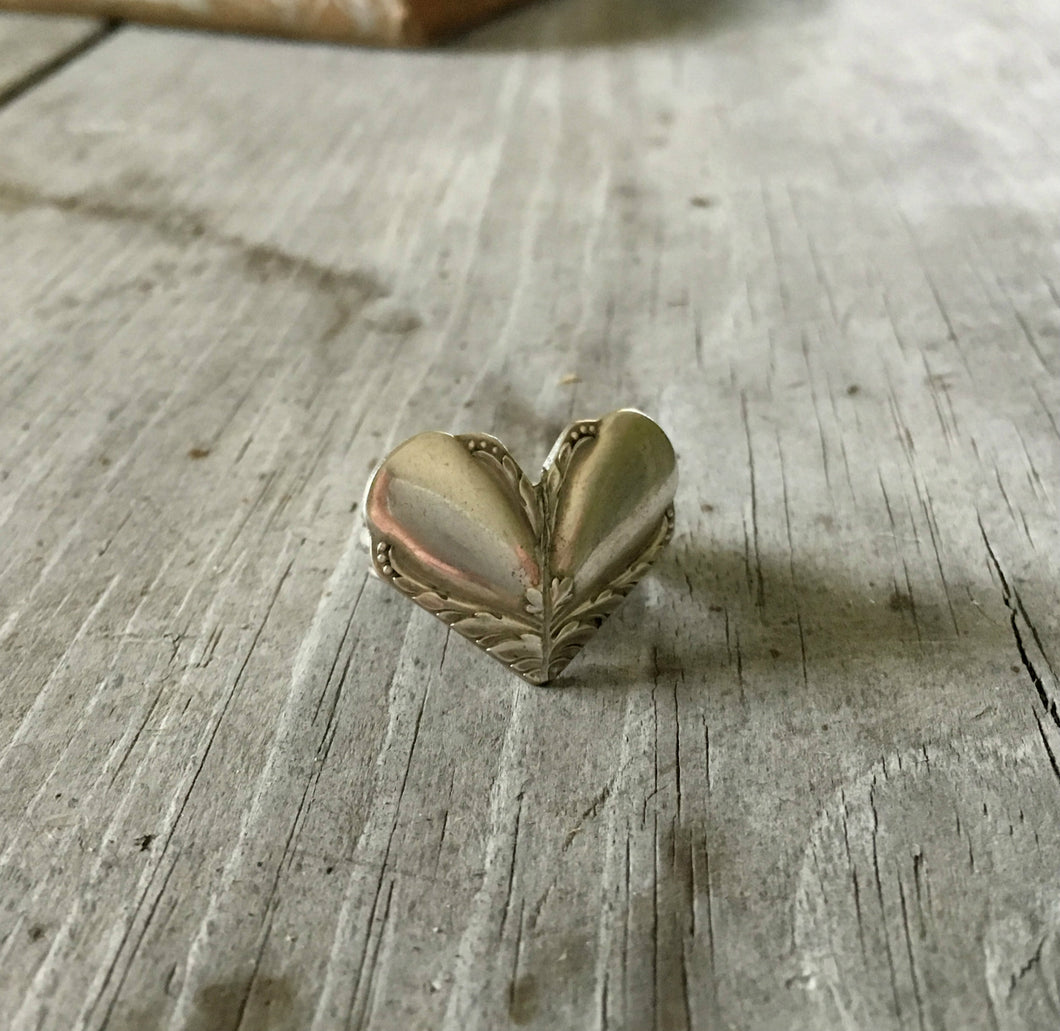 Spoon Ring Heart Shaped Hiawatha Size 7 3523