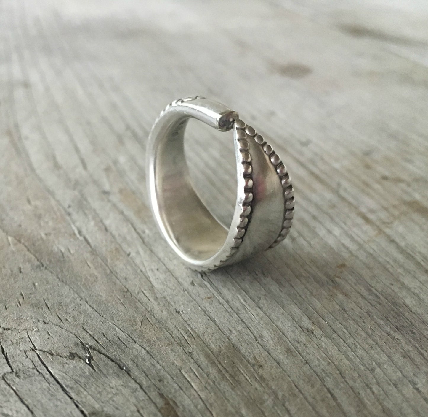 Vertical view of Spoon Ring from 1847 Rogers Vesta Size 10