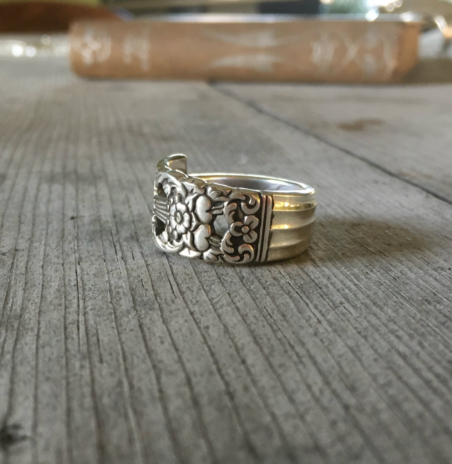 Spoon Ring Coronation Size 8 3726 Side View