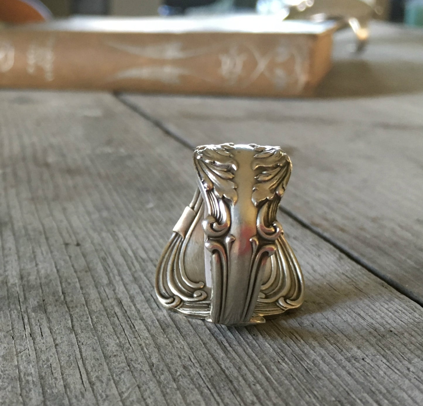 Spoon Ring Crest Size 11 3913 Vertical View