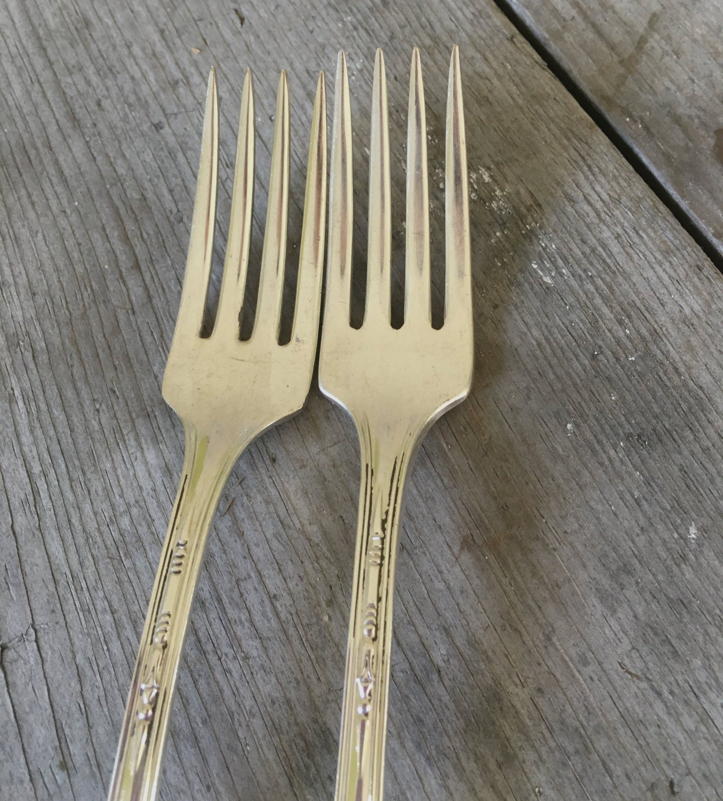 William A. Rogers Meadowbrook/Heather Silverplate Forks from 1936