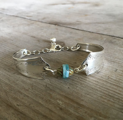 Spoon bracelet with Czech Glass Turbine Bead